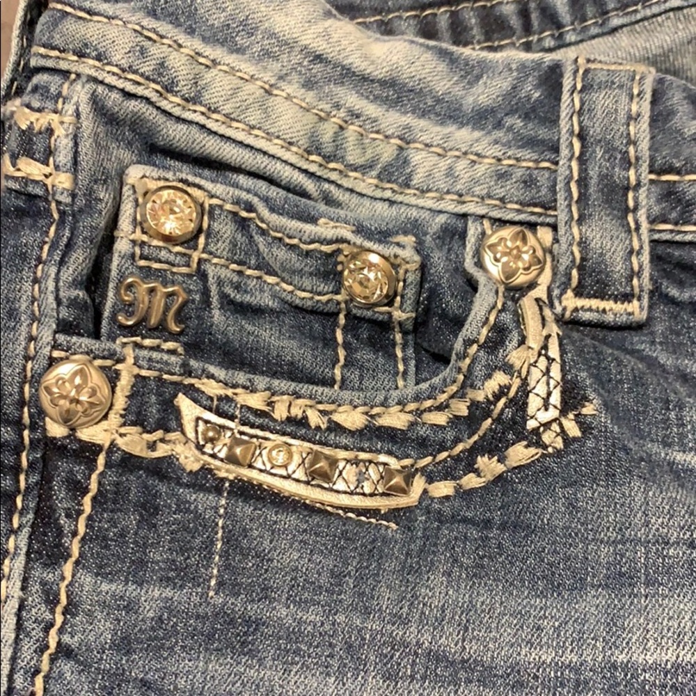 Jeans - Picture 3 of 8